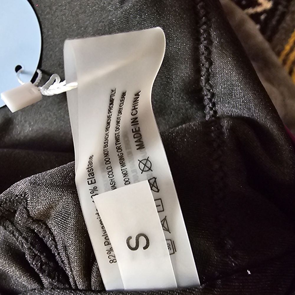 Hilinker One Piece Swimsuit S NWT - Picture 3 of 4